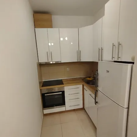 Ada Apartment *